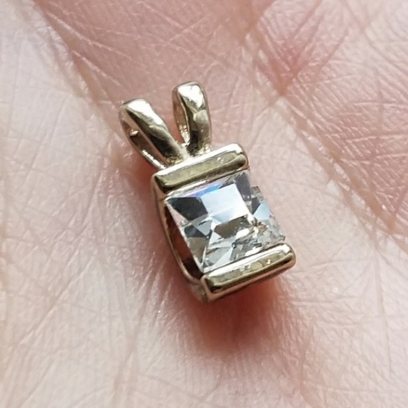 New Cubic Zircona Charm - Picture 3 of 8